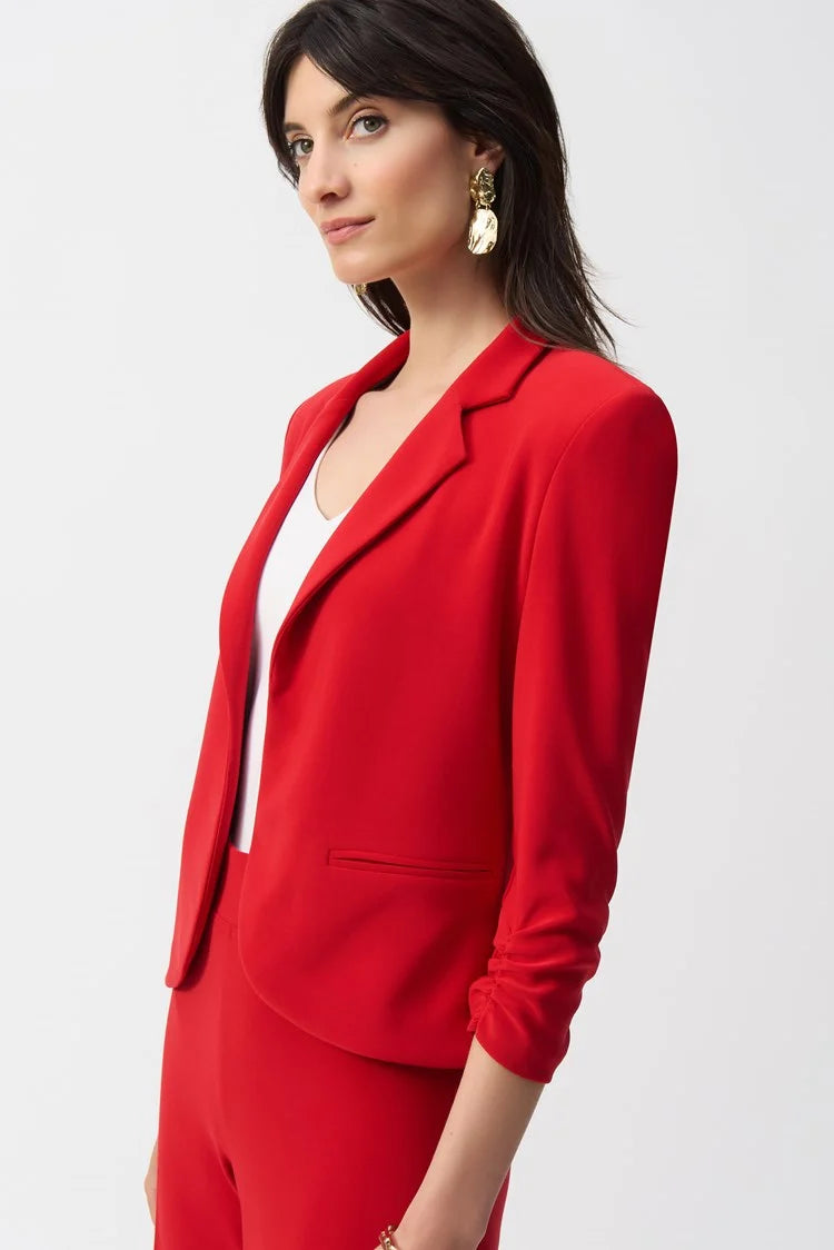 CLASSIC BLAZER