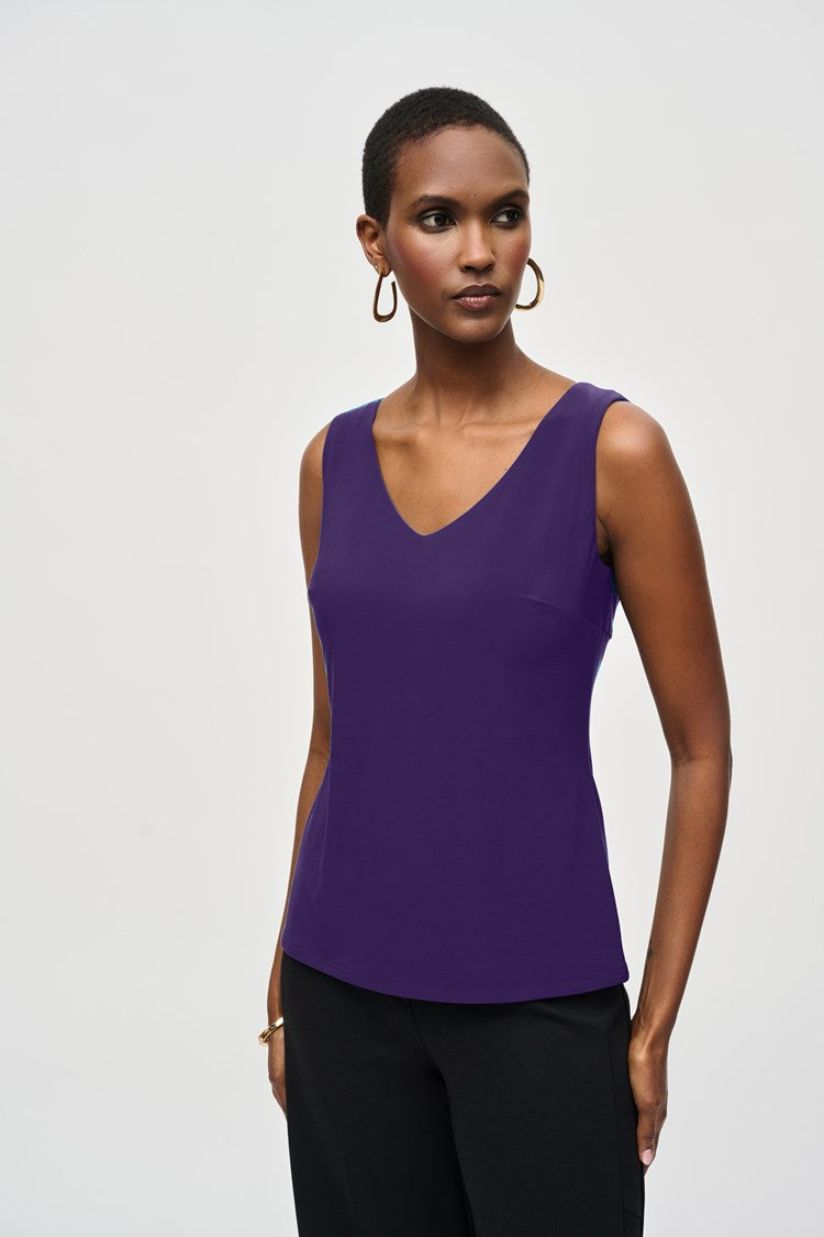 CLASSIC V-NECK TANK