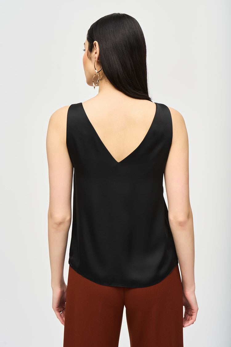 SATIN STRAIGHT SLEEVELESS TOP