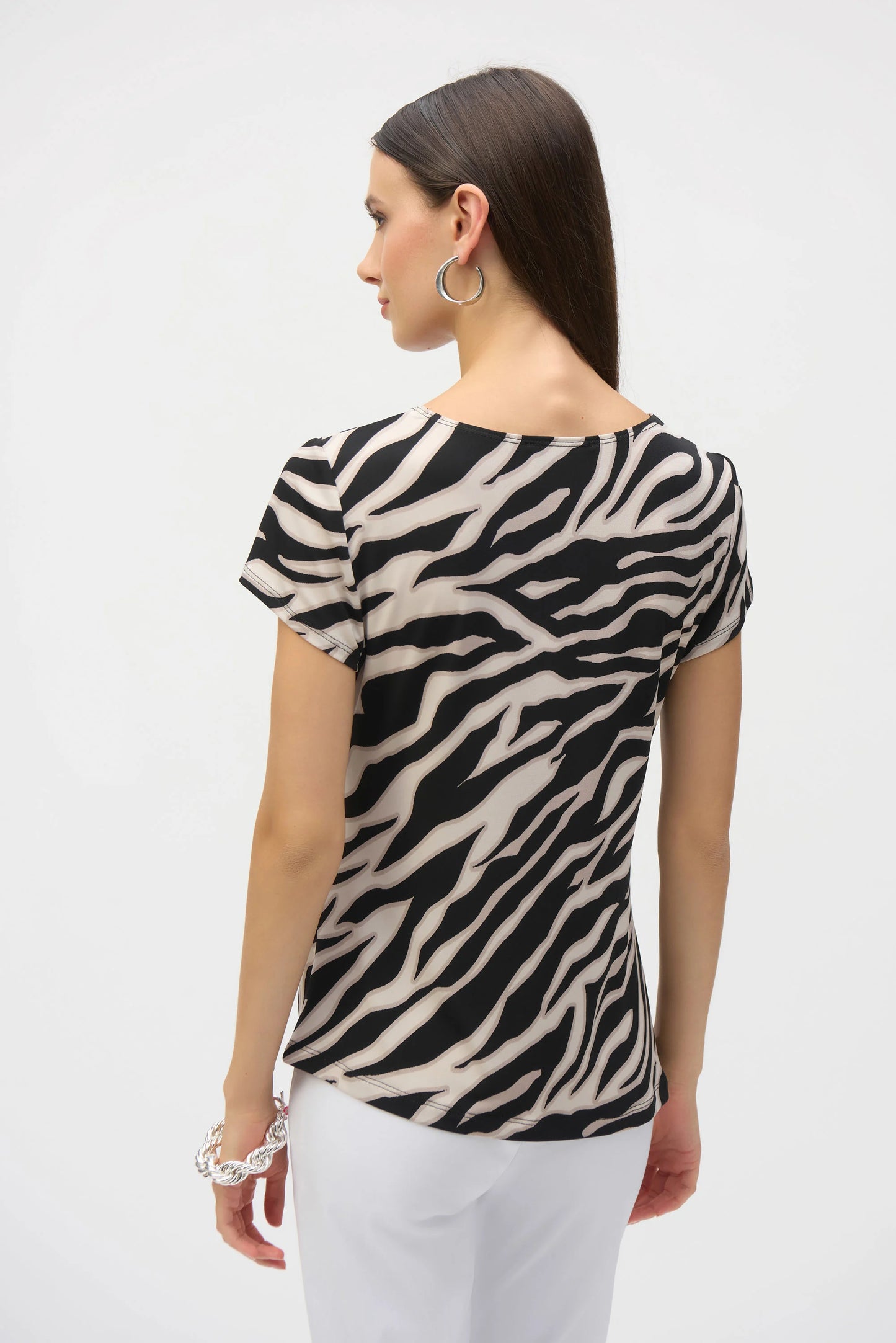 SILKY KNIT ANIMAL PRINT TOP
