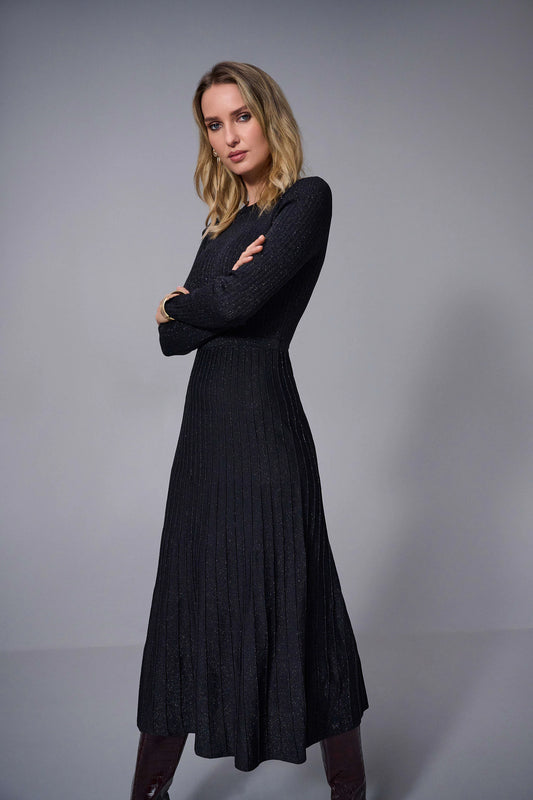 RIBBED FLARE DRESS
