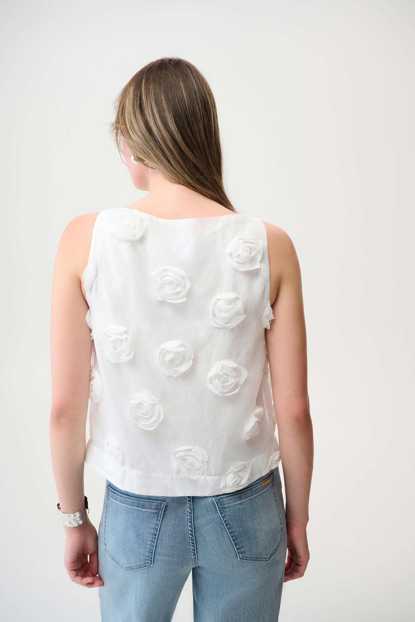 3D FLORAL SLEEVELESS TOP