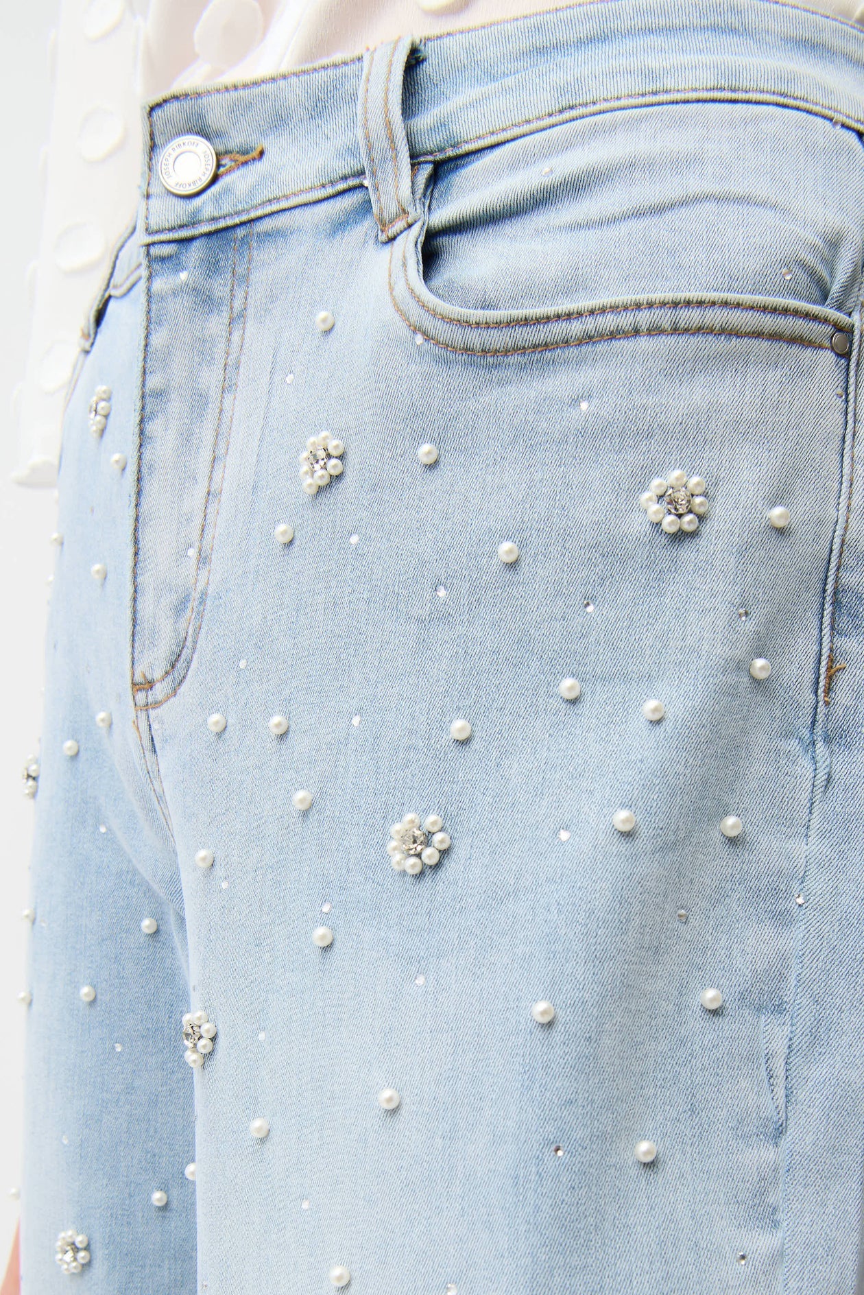 WIDE LEG JEANS WITH PEARLS AND RHINESTONES